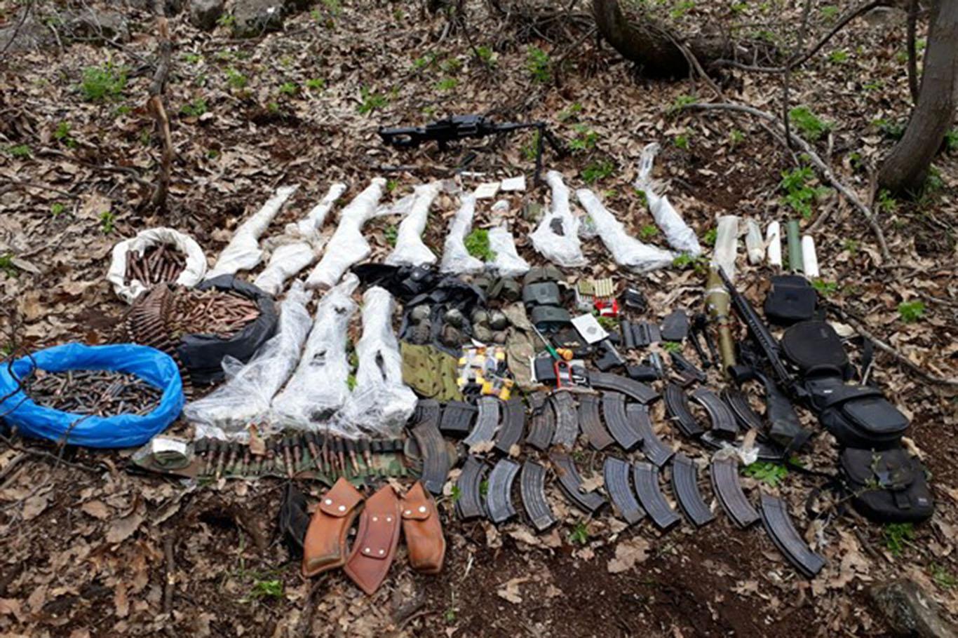 PKK sığınakları imha edildi PKK sığınakları imha edildi